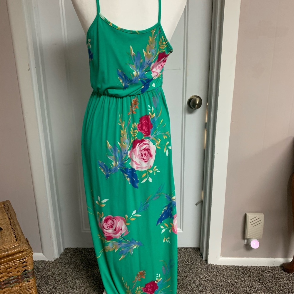 Wrap Floral Dress - Picture 2 of 6